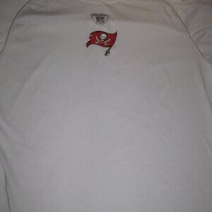 Vintage Tampa Bay Buccaneers performance t shirt Medium